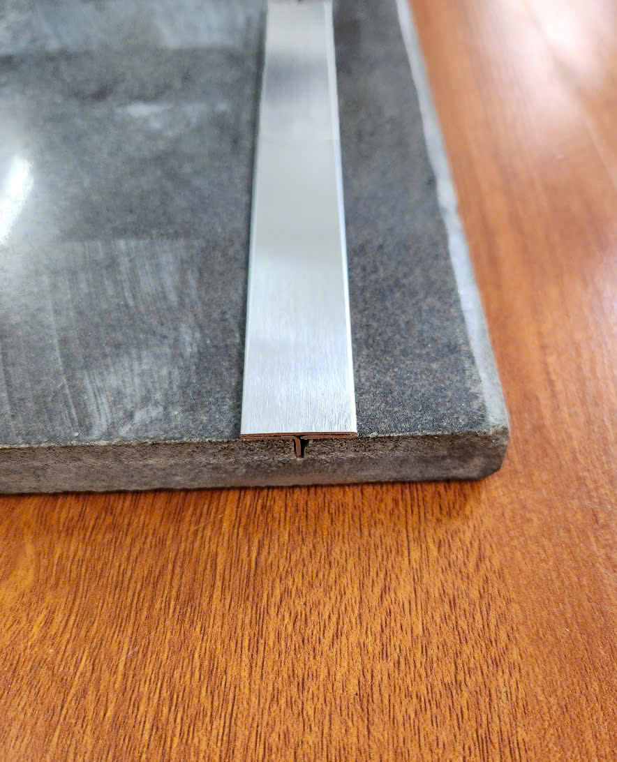 Nẹp inox T20 trắng xước